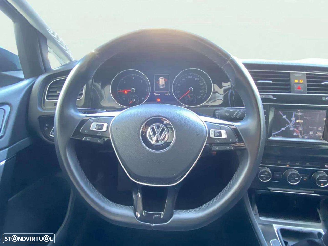 VW Golf 1.6 TDi Highline - 7