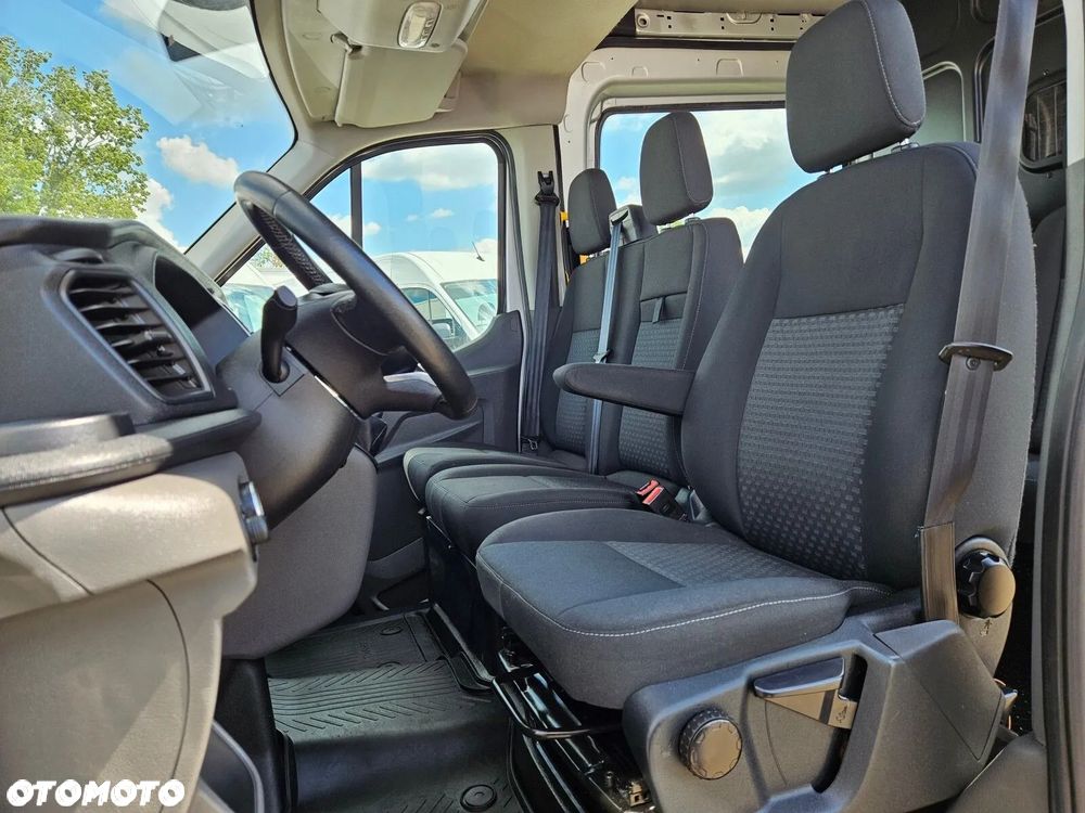 Ford Transit - 13