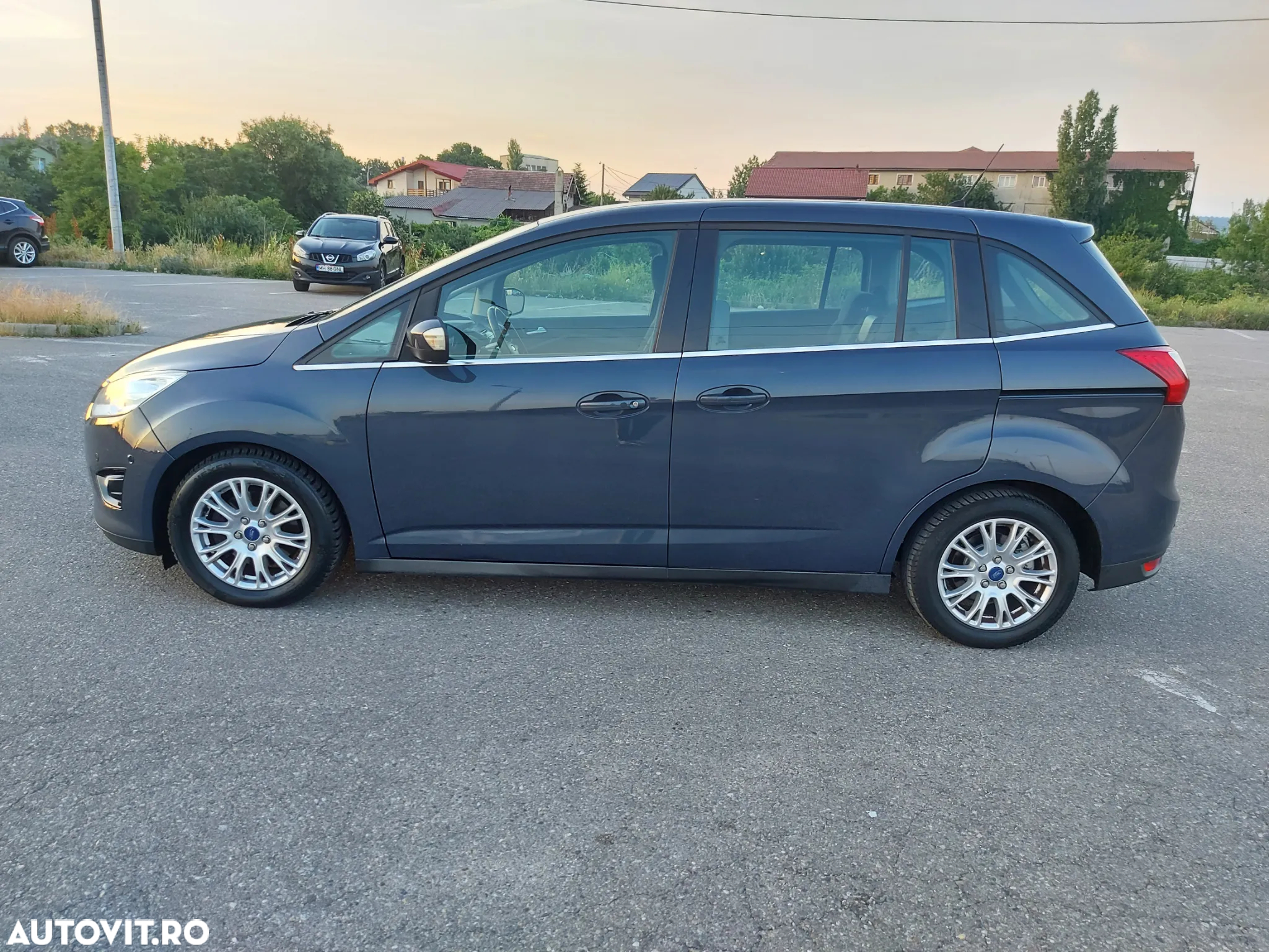 Ford Grand C-Max - 3