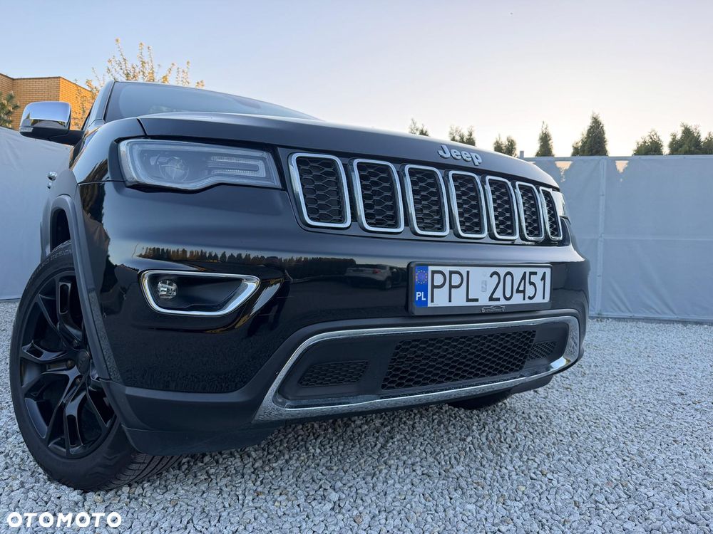 Jeep Grand Cherokee - 11