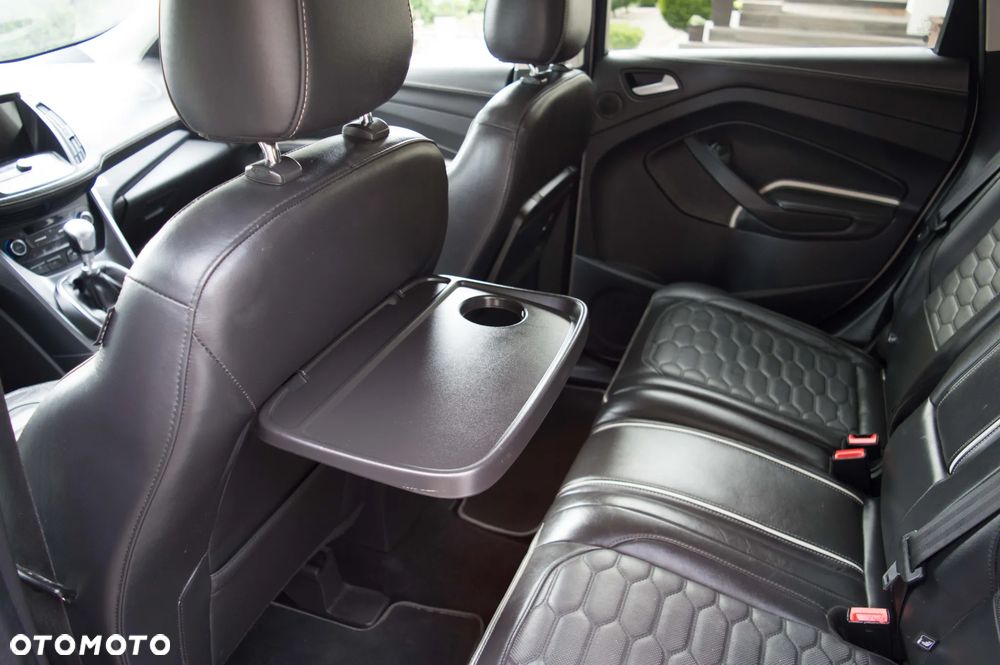 Ford Kuga 2.0 TDCi 2x4 Vignale - 32