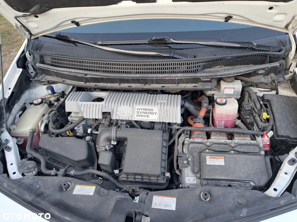 Toyota Prius+ - 12