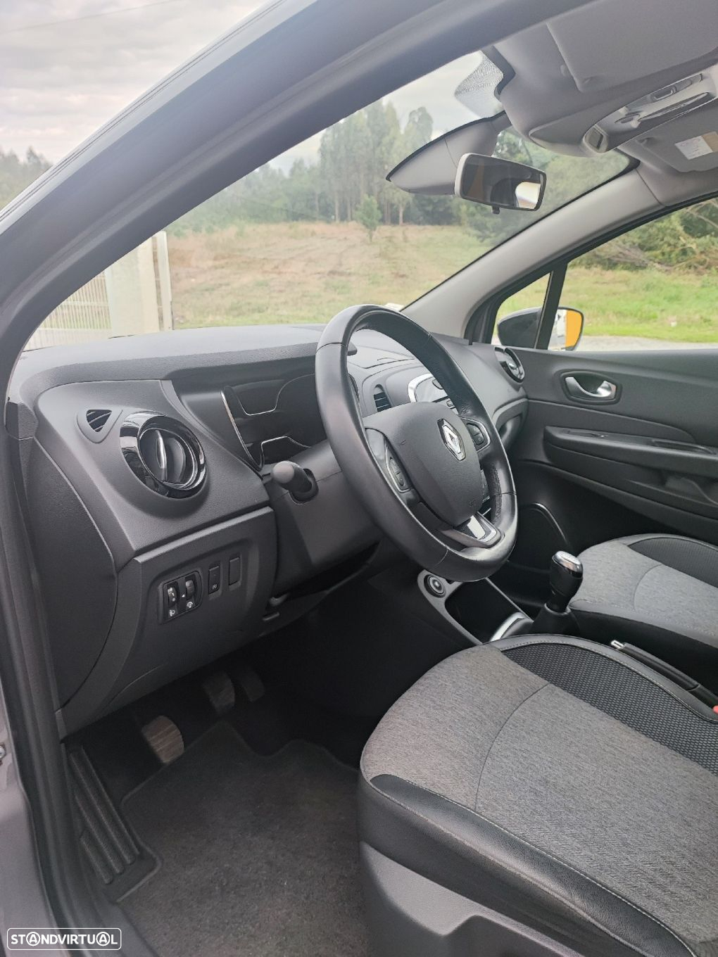 Renault Captur 0.9 TCE Exclusive - 22