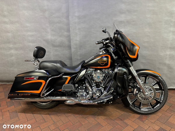 Harley-Davidson FLH Electra Glide