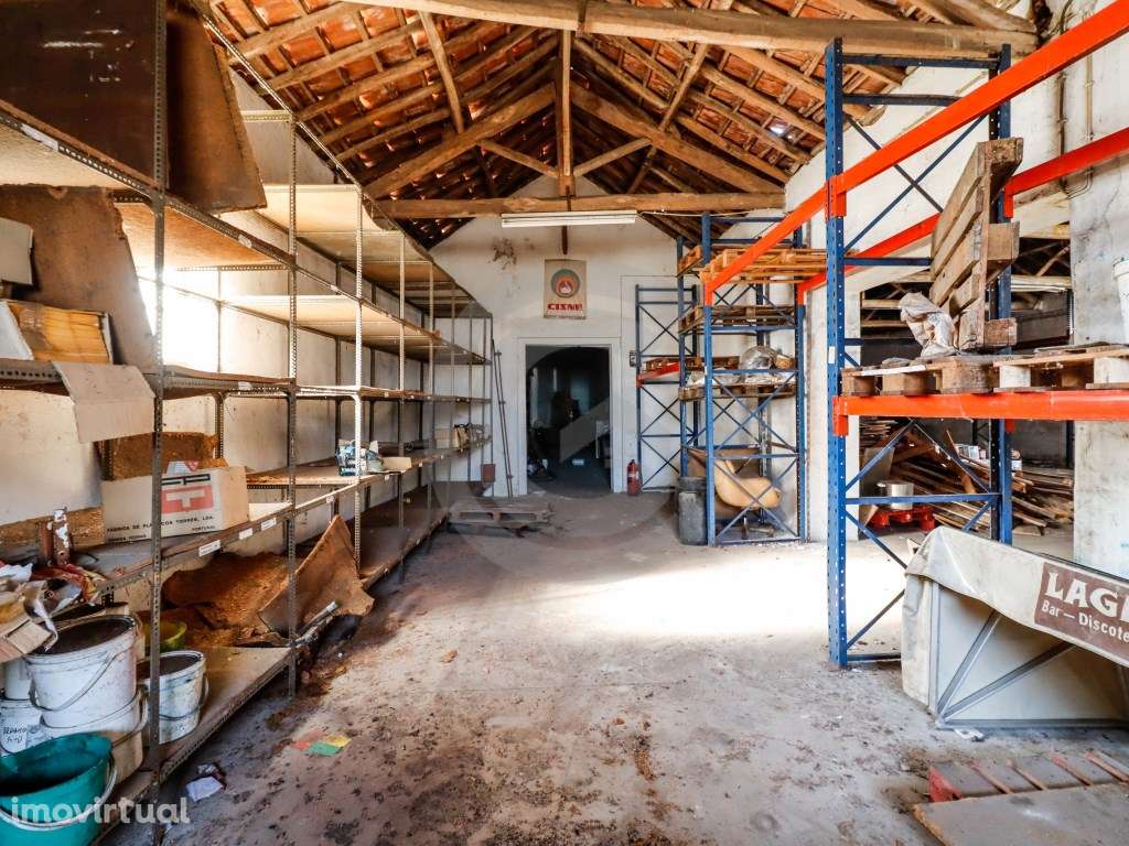 Armazéns no Malhou - IMÓVEL COM BAIXA DE PREÇO - Grande imagem: 4/7