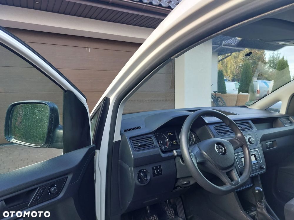 Volkswagen Caddy - 9