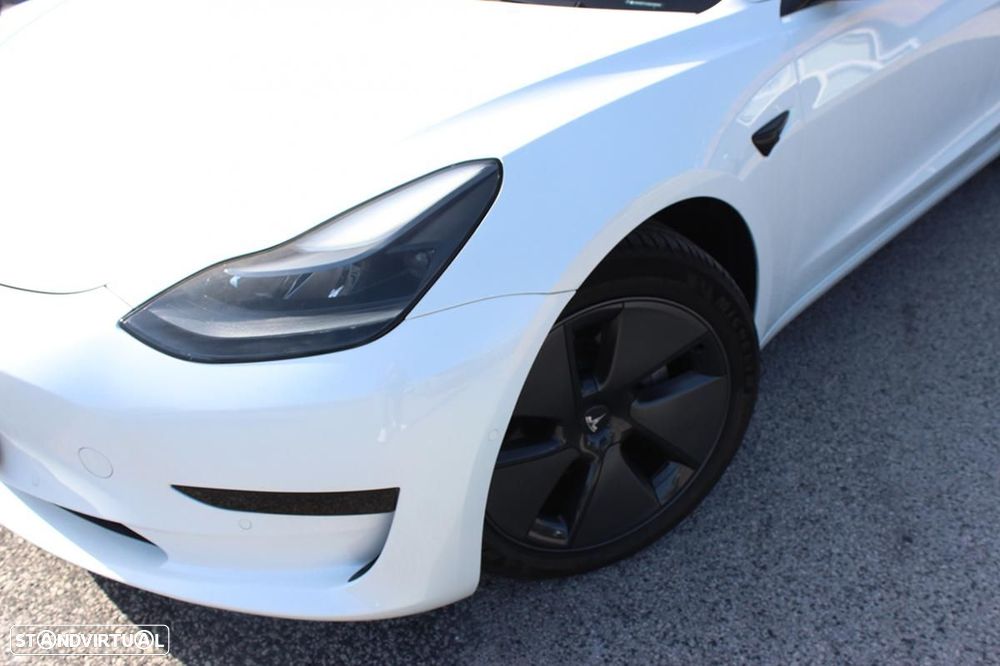 Tesla Model 3 Standard Range Plus RWD - 3