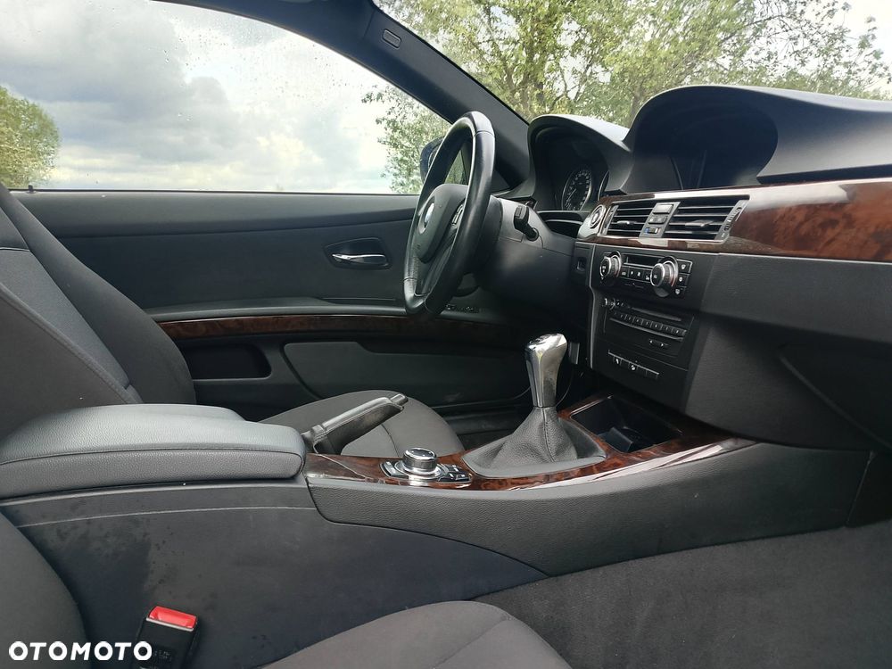 BMW Seria 3 330d xDrive Edition Exclusive - 8