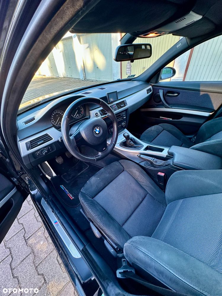 BMW Seria 3 318i Edition Sport - 8