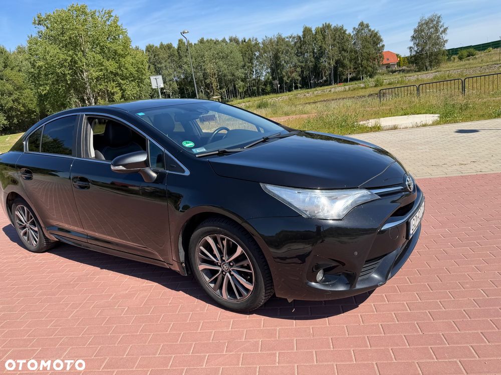 Toyota Avensis 2.0 D-4D Premium - 5