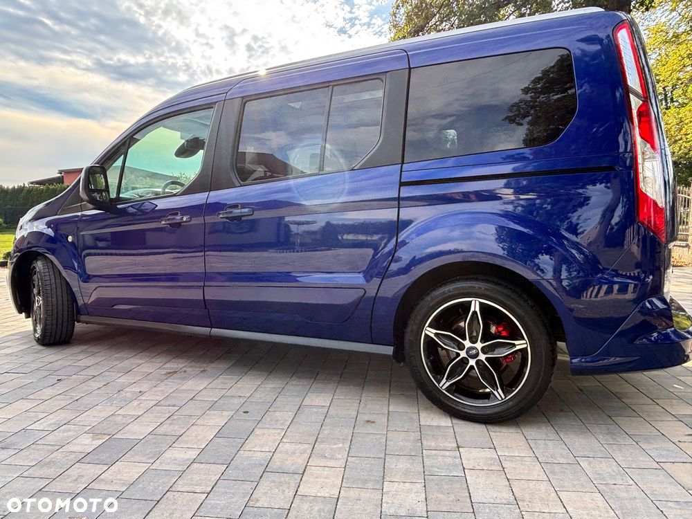 Ford Tourneo Connect Grand - 5