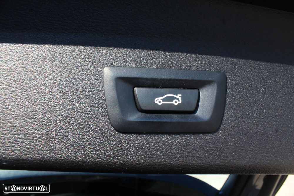 BMW X1 16 d sDrive Auto Advantage - 21