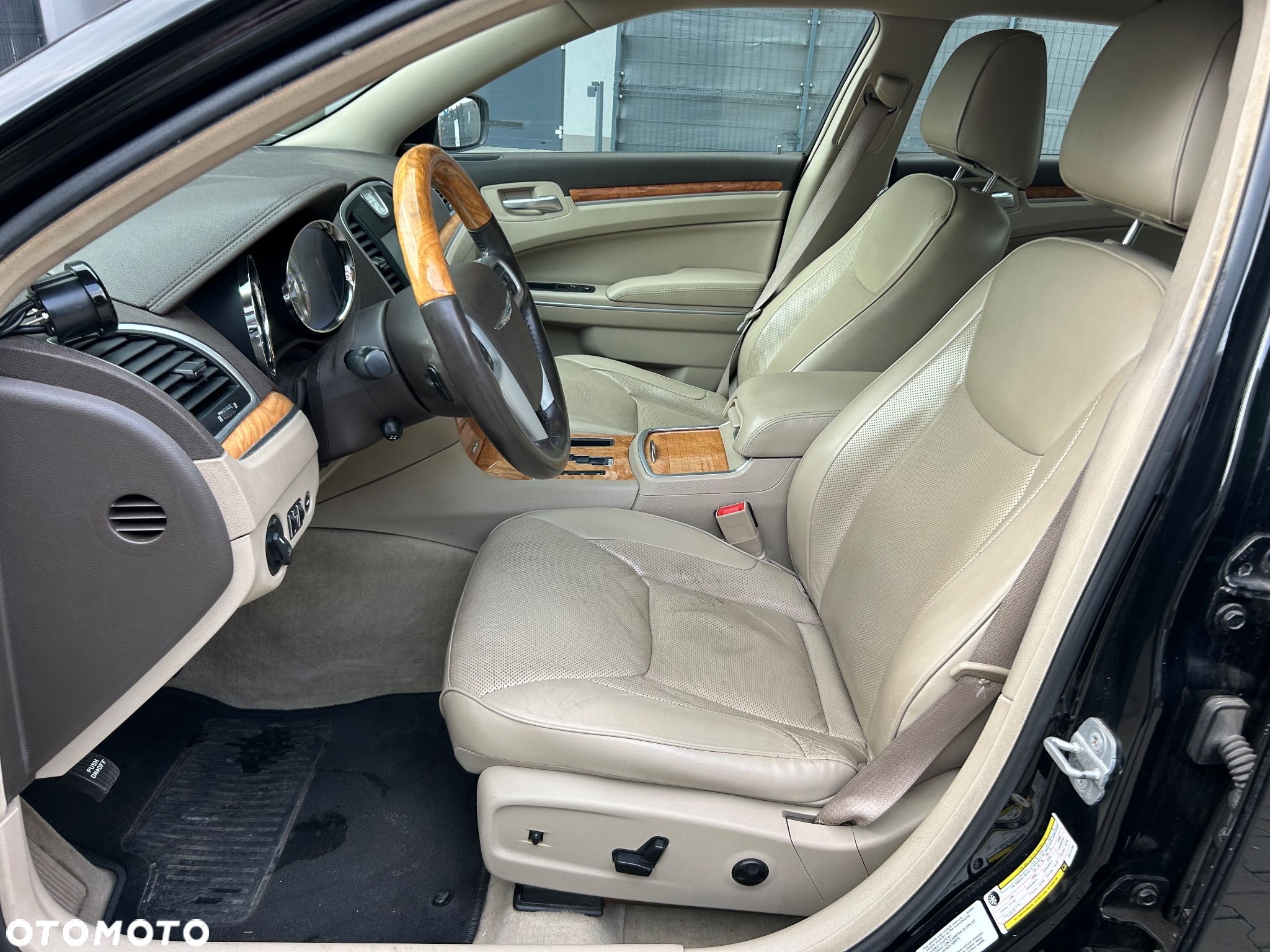 Chrysler 300C - 17