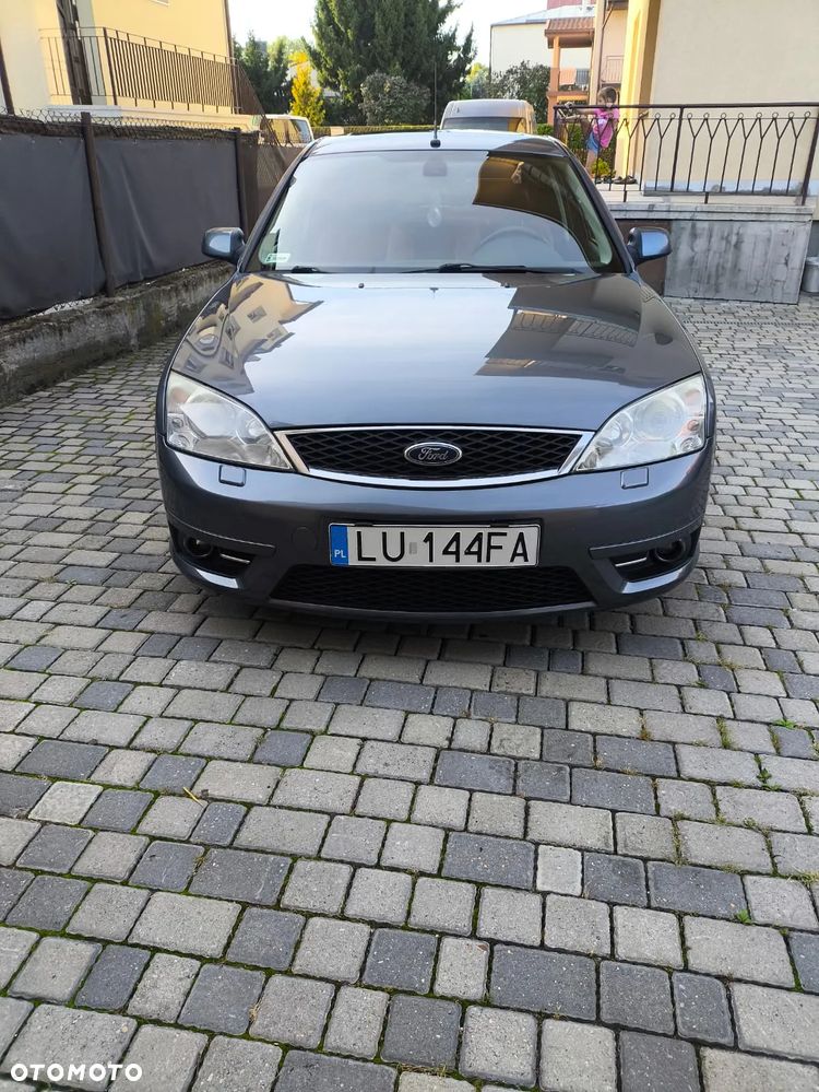 Ford Mondeo 3.0 V6 ST 220 - 6
