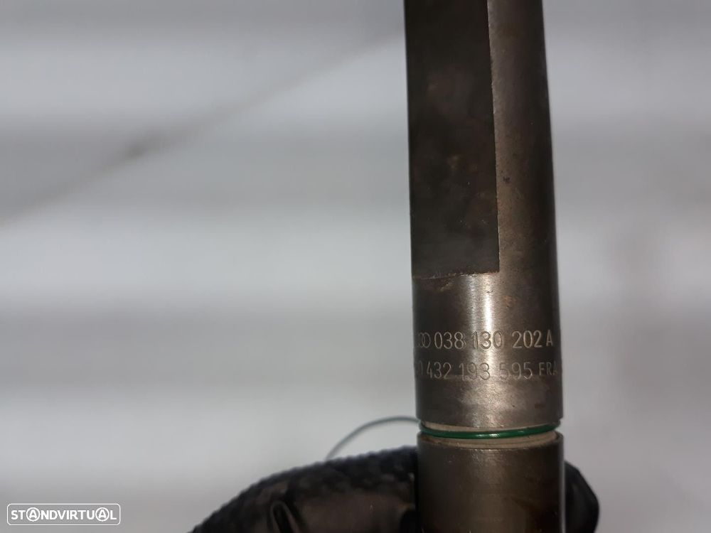 INJETOR SEAT LEON 2005 -038130202A - 2