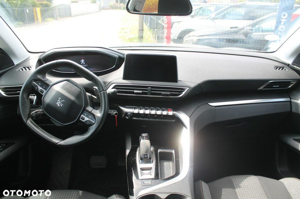 Peugeot 3008 - 11
