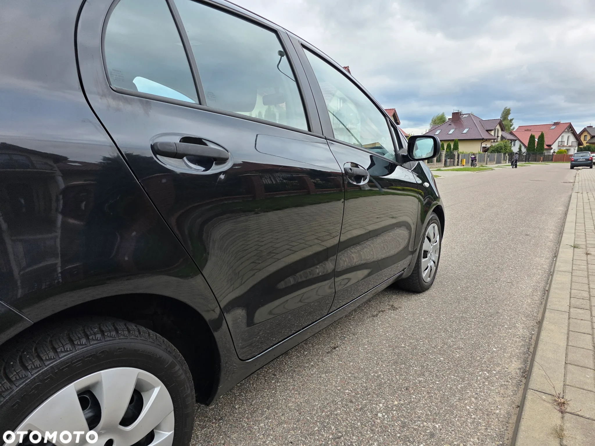 Toyota Yaris 1.33 VVT-i Life - 10