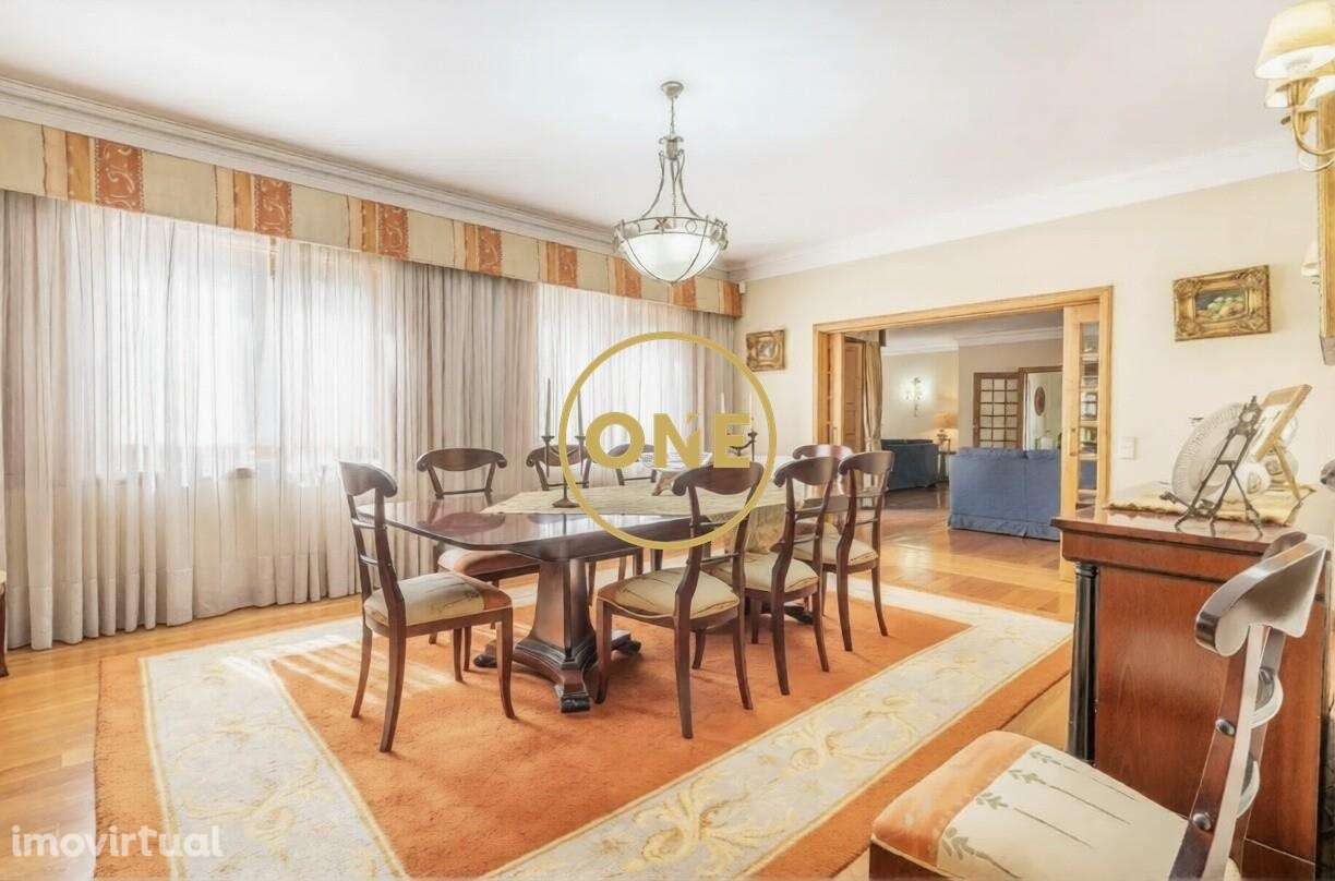 Moradia T4 de Luxo com Piscina Interior Aquecida em Vila das Aves, San - Grande imagem: 5/35