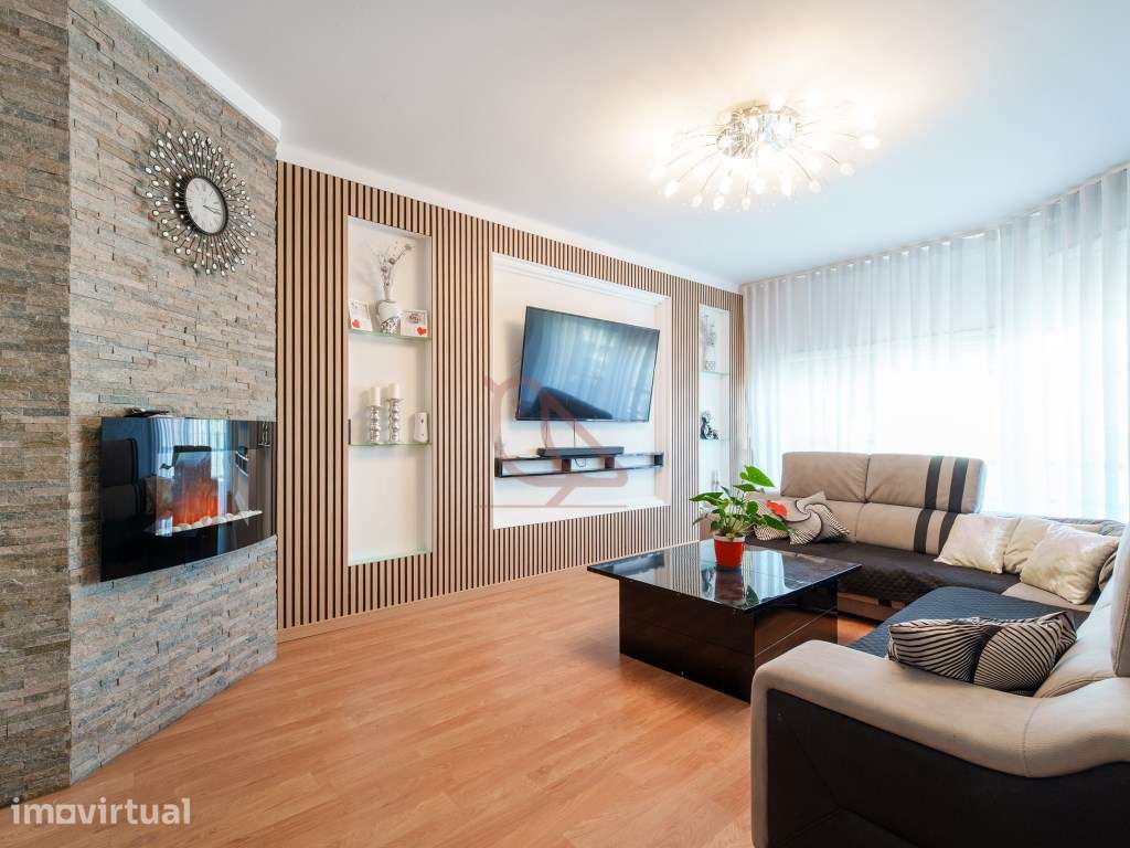 Apartamento T2 em Fátima com garagem e elevador - Grande imagem: 3/33