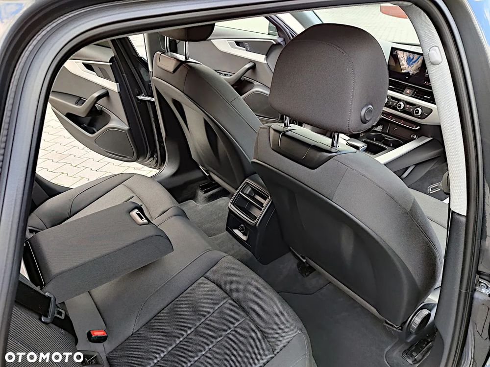 Audi A4 Avant 35 TDI S tronic - 26