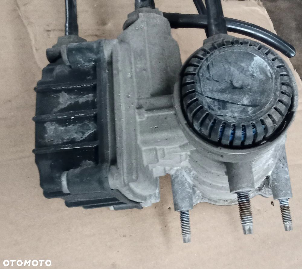 Zawór modulator EBS DAF XF lift 2021r. 1747137 - 3