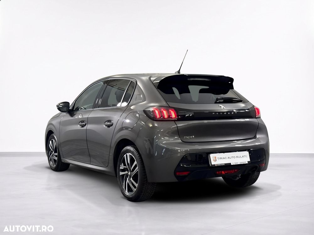 Peugeot 208 - 4