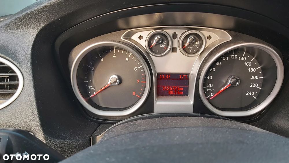 Ford Focus 1.6 Ti-VCT Ghia - 6
