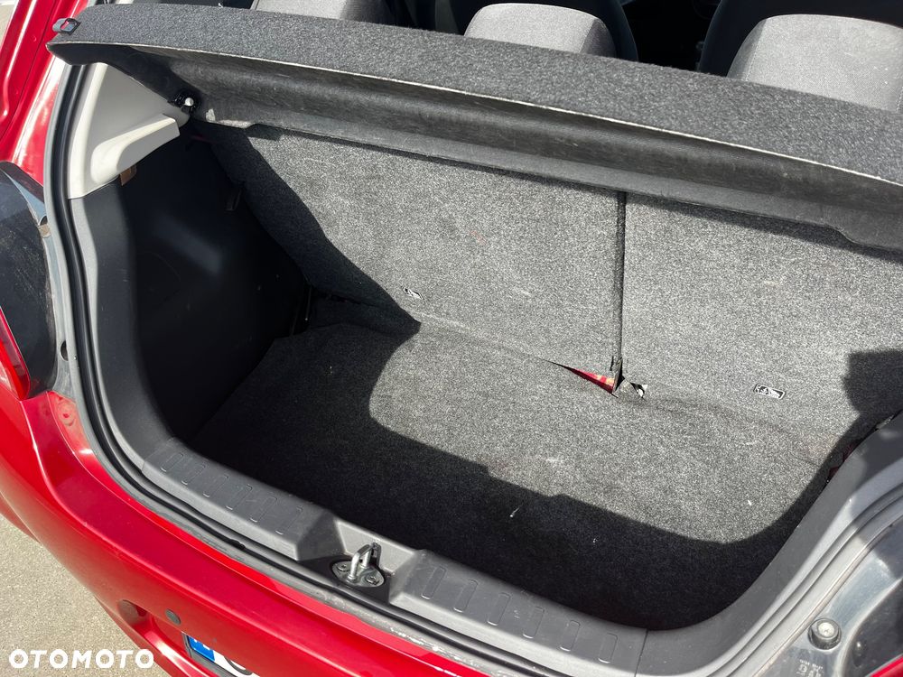 Mitsubishi Space Star 1.2 Intense CVT - 29