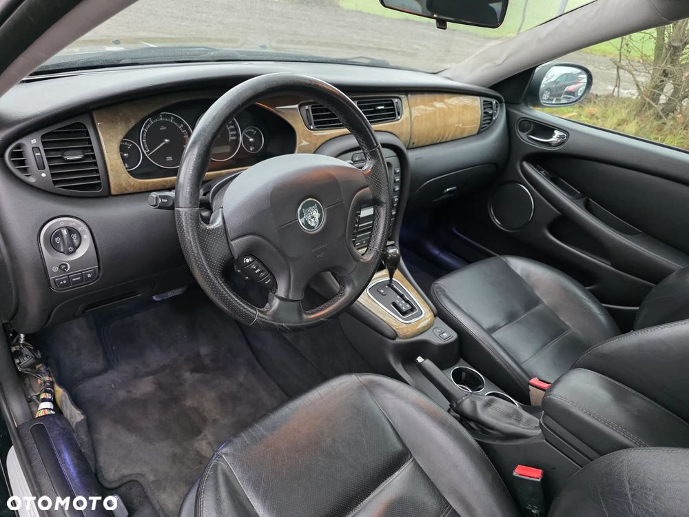 Jaguar X-Type 3.0 Sport - 9