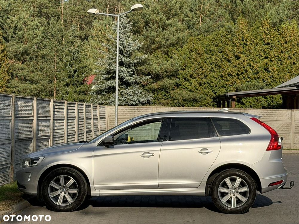 Volvo XC 60 D4 Momentum Pro - 35