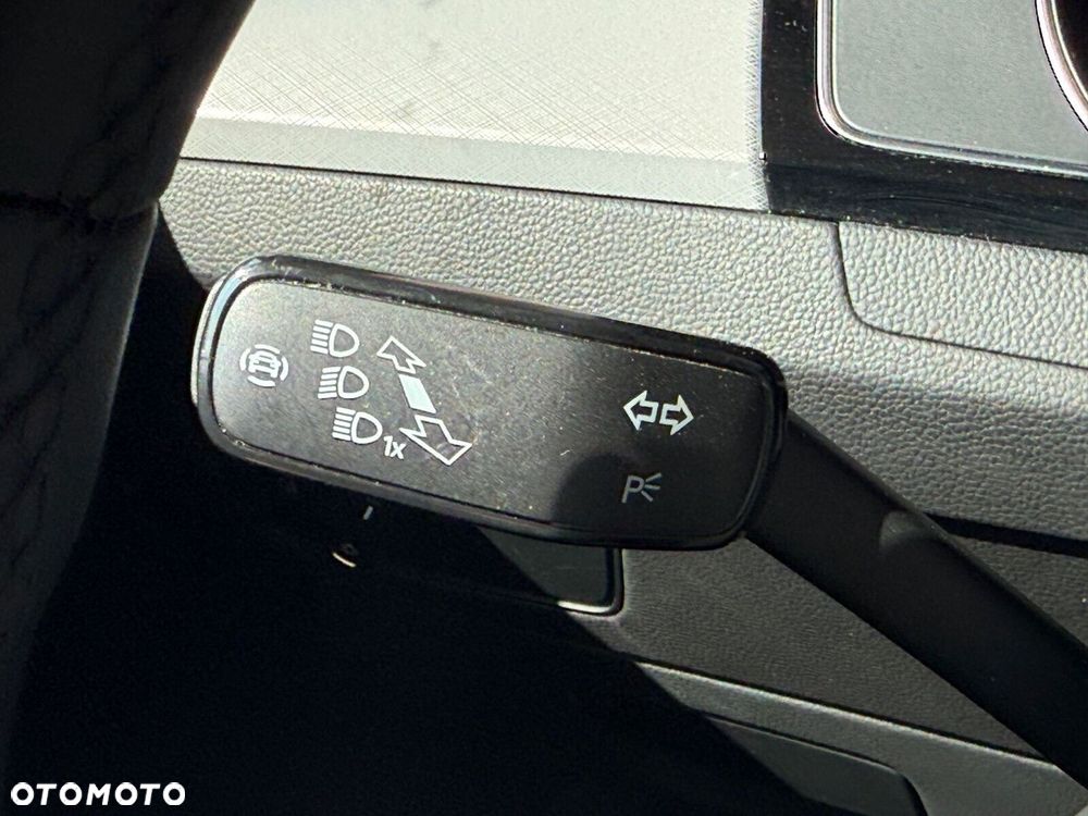 Volkswagen Passat - 19