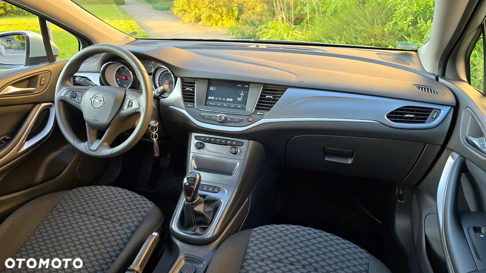 Opel Astra - 12