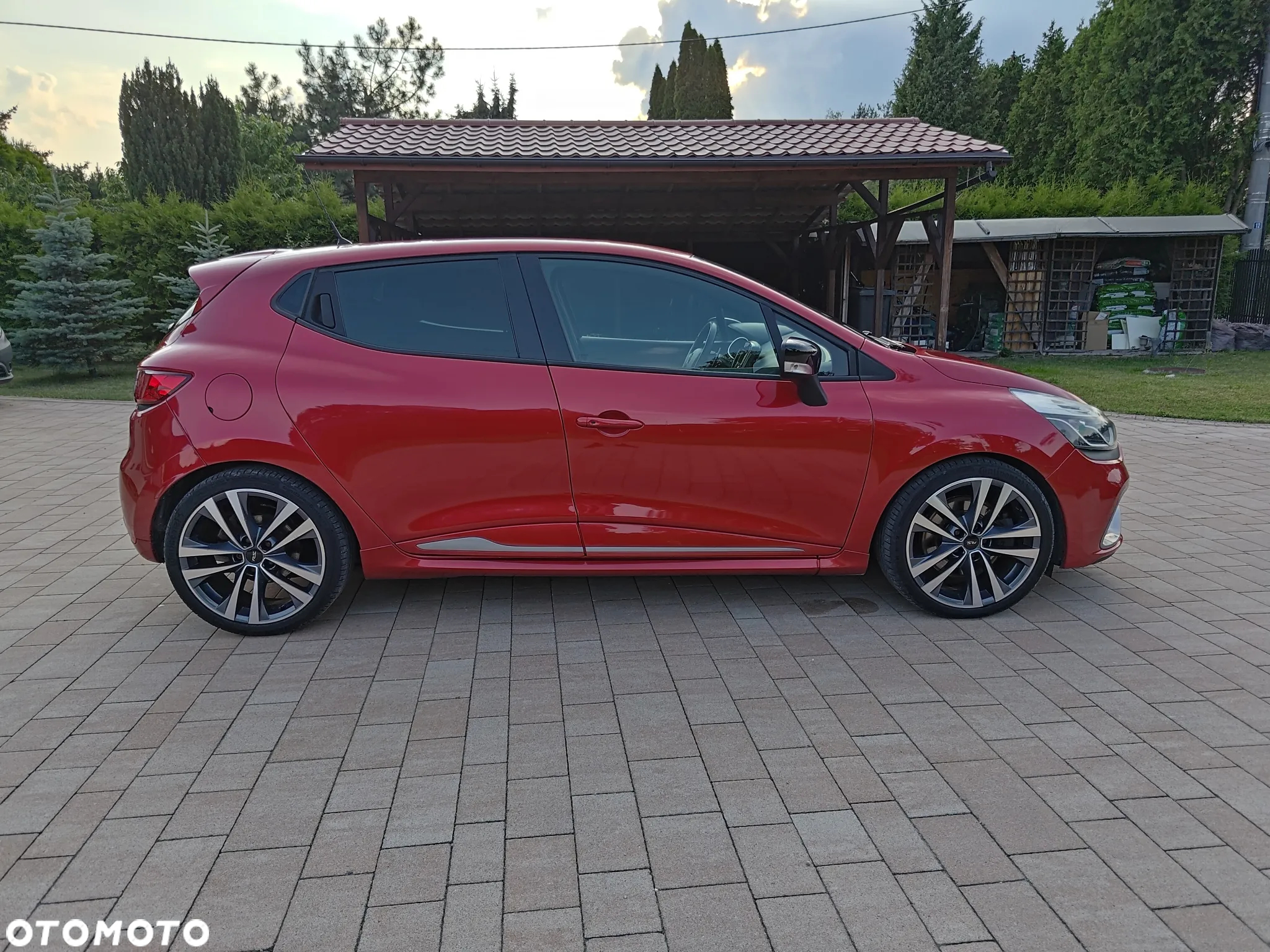 Renault Clio - 7