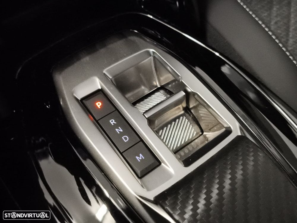 Peugeot 208 1.2 Hybrid Allure e-DCS6 - 22