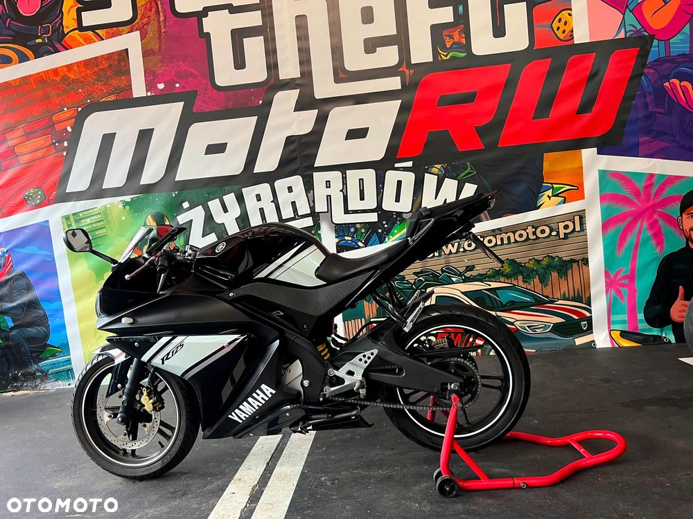 Yamaha YZF - 15