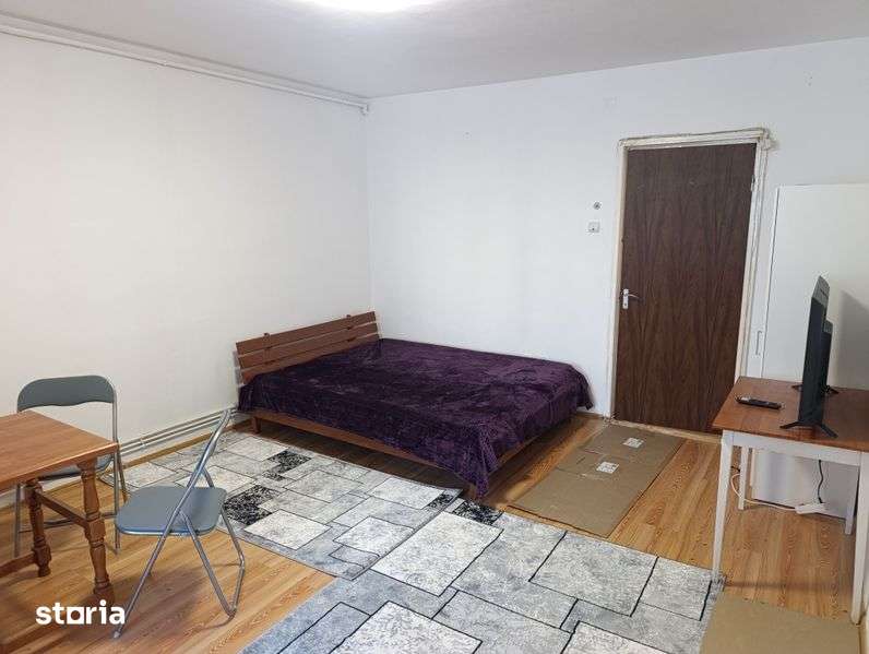 Inchiriez garsoniera str Harmanului 13, linga CEC - Imagine principală: 3/8