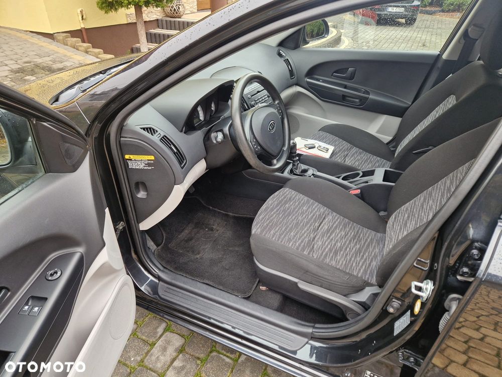 Kia Ceed 1.4 CVVT LX - 7