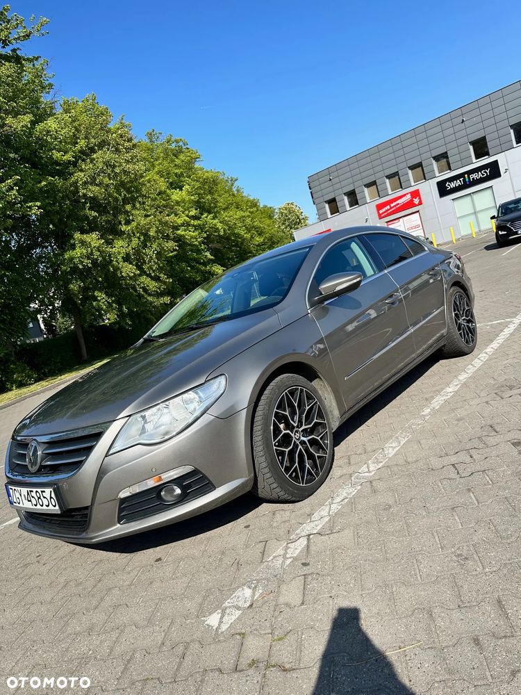 Volkswagen Passat - 3