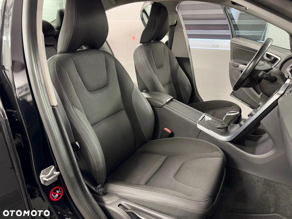 Volvo S60 D3 Geartronic Kinetic - 12