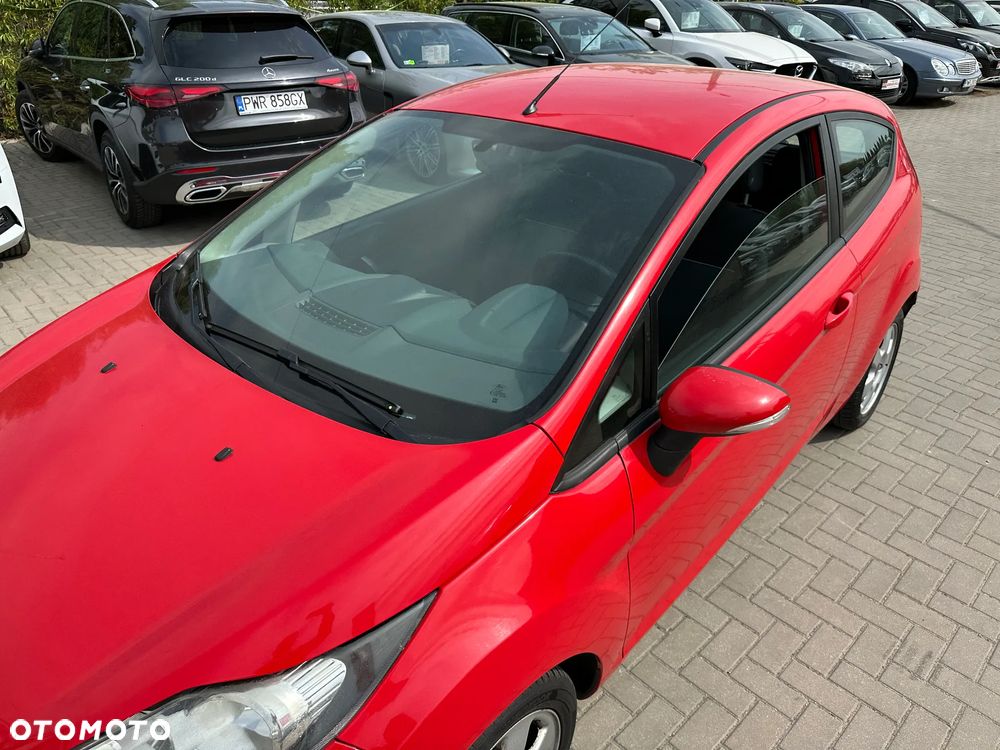 Ford Fiesta - 25