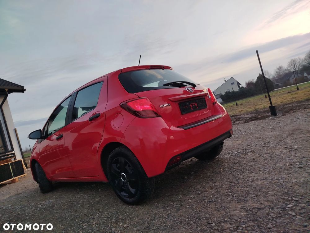 Toyota Yaris - 5