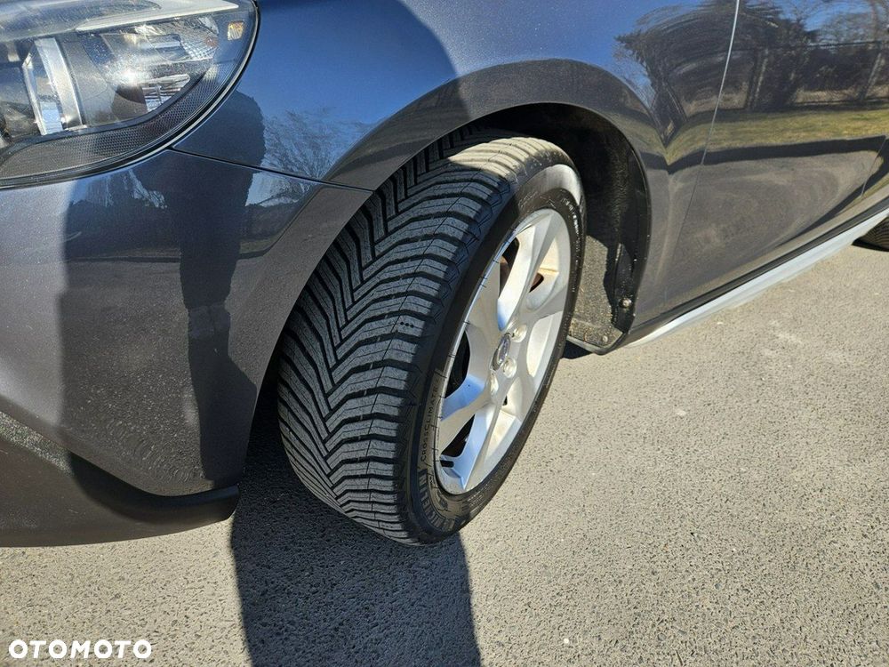 Volvo V40 Cross Country D2 Momentum - 22