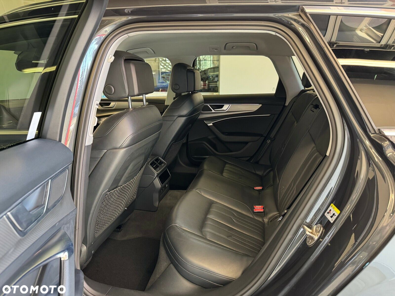 Audi A6 - 12