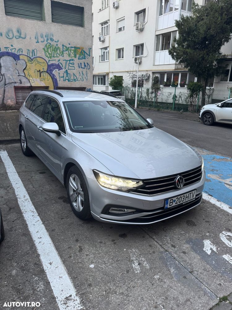 Volkswagen Passat - 2