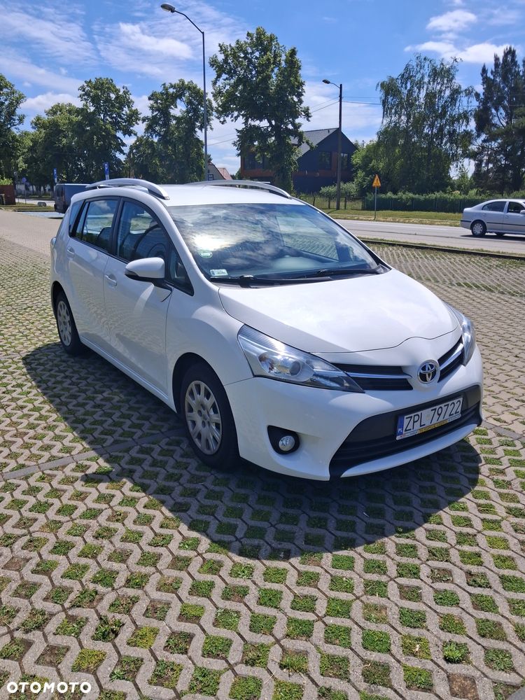 Toyota Verso 1.6 D-4D Active EU6 - 7