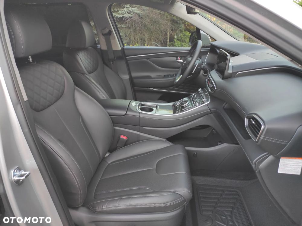 Hyundai Santa Fe 1.6 T-GDI HEV Platinum 4WD - 29