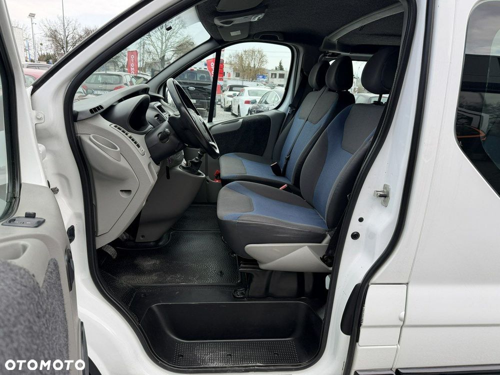 Renault Trafic - 13