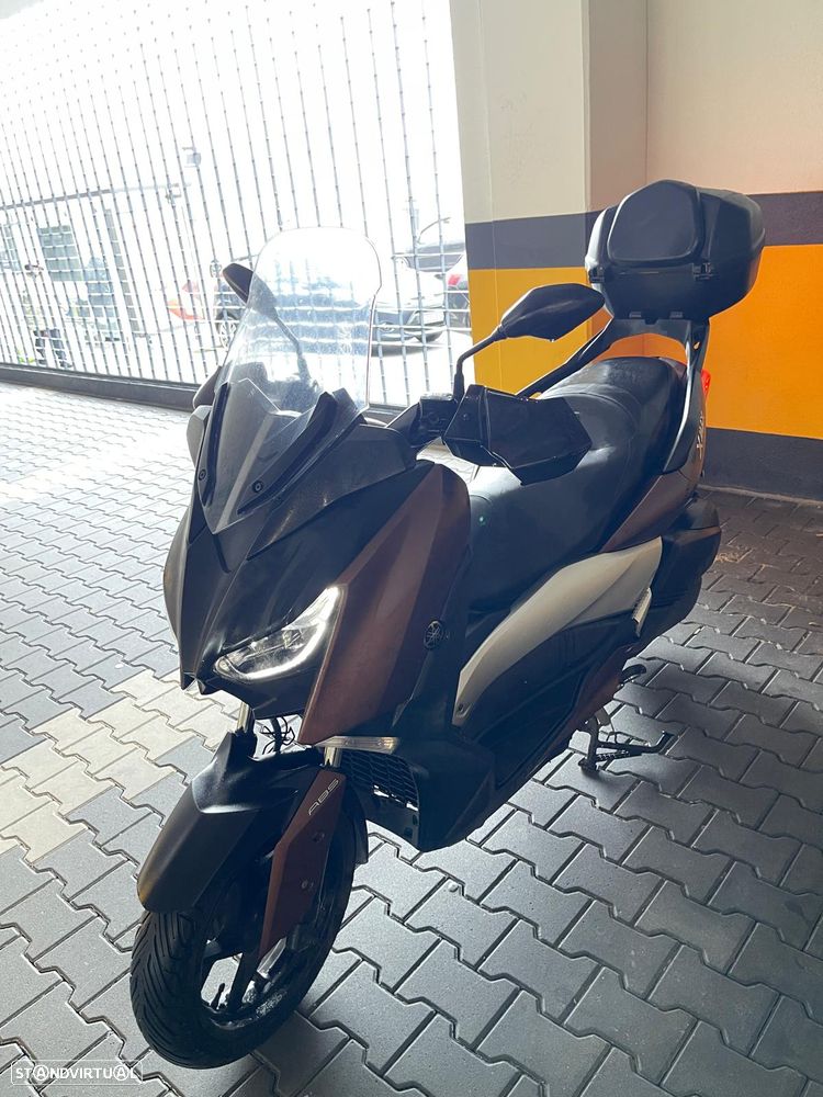 Yamaha X-Max 300 ABS e TCS - 1