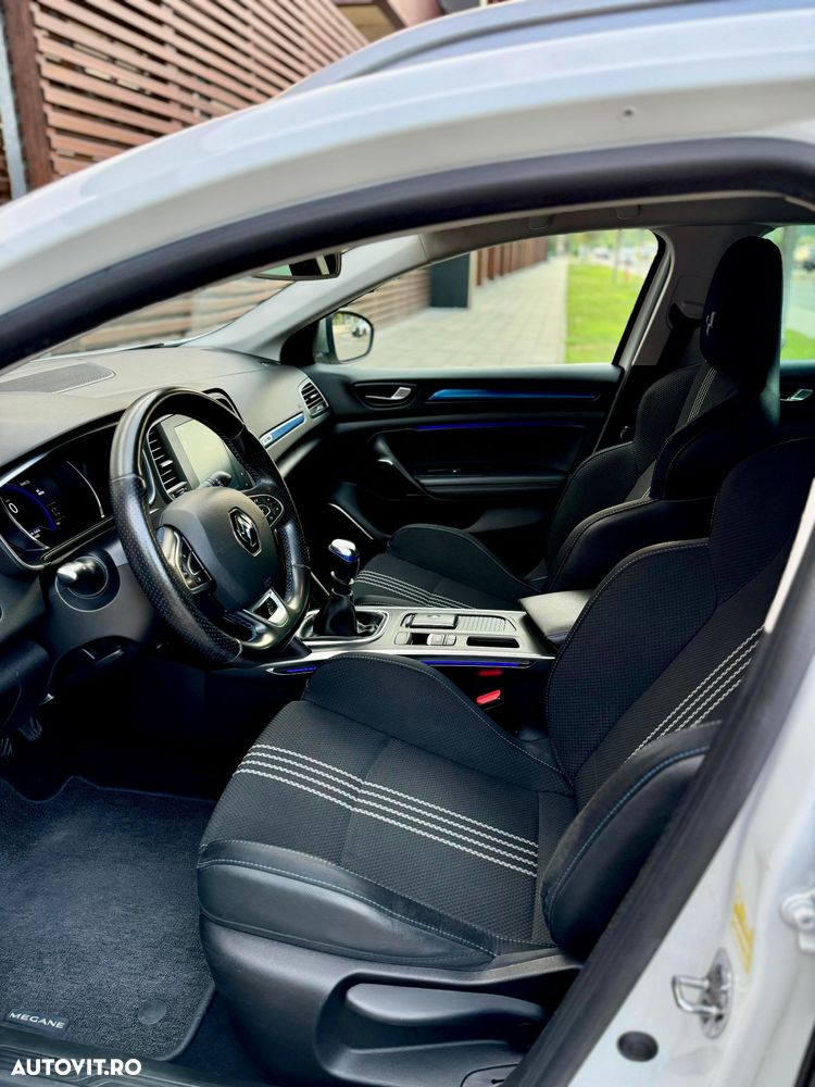 Renault Megane - 23