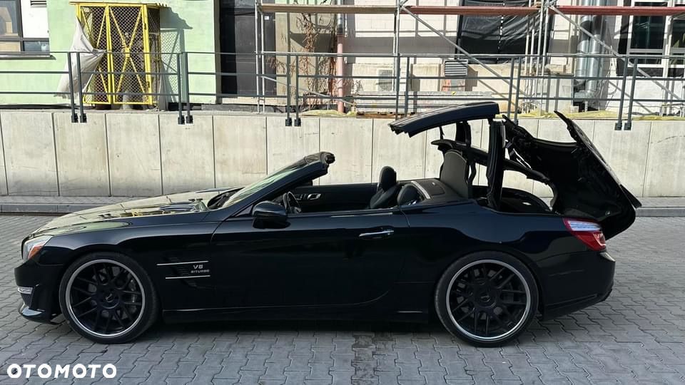 Mercedes-Benz SL 63 AMG - 14